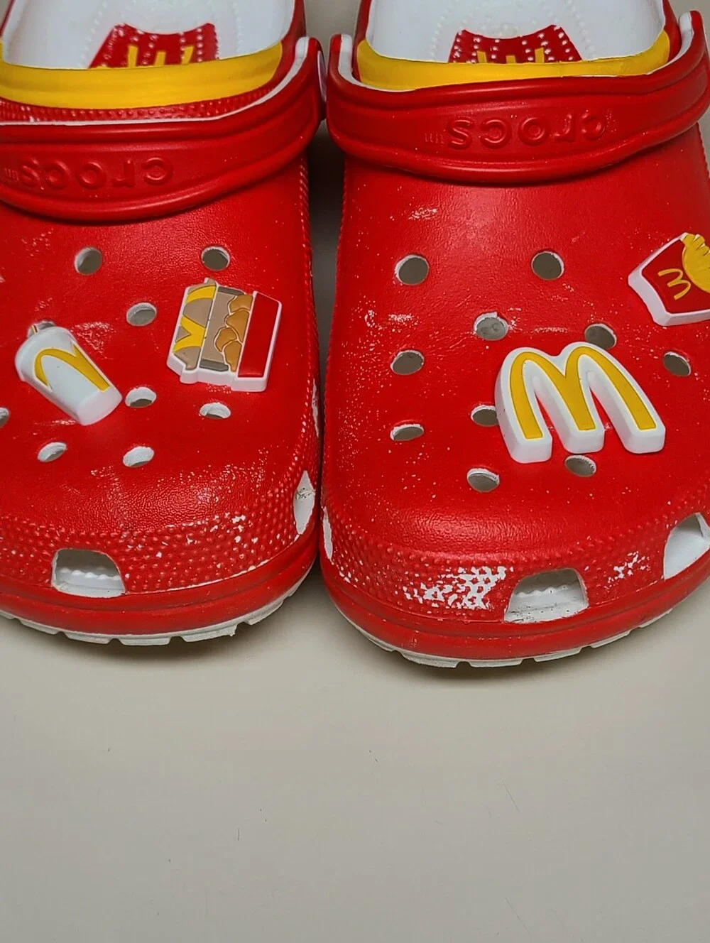 CROCS mc donald
